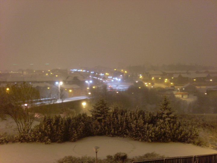 Night scene blanketed in snow